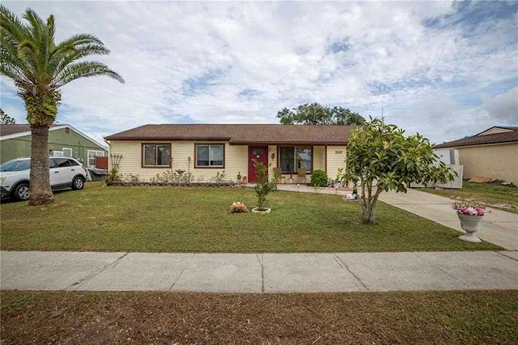 8168 San Jacinto Ave North Port, FL 34287