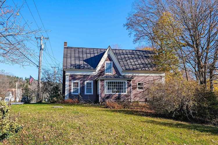 64 Main St Ludlow, VT 05149