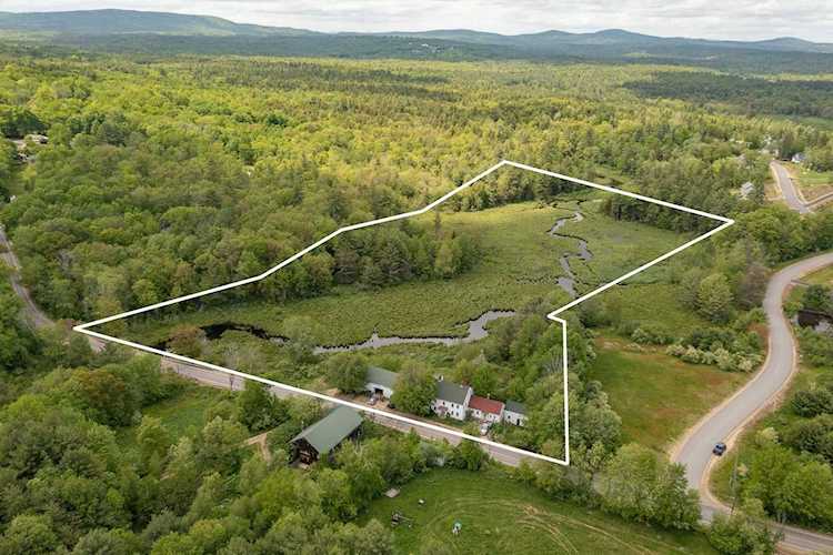 254 Stagecoach Rd Barrington, NH 03825