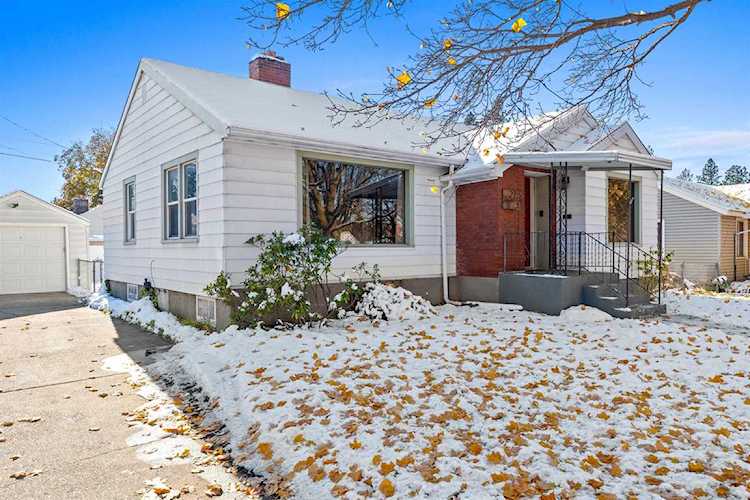 2715 W Lacrosse Ave Spokane, WA 99205 | MLS 202225264 Photo 1
