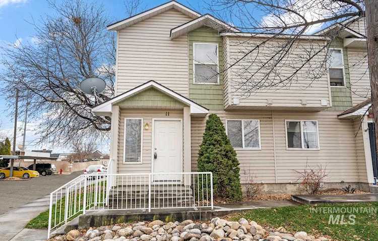11 E King Meridian, ID 83642 | MLS 98826392 Photo 1