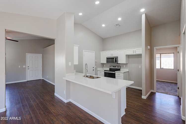 15873 W Adams Street Goodyear, AZ 85338 | MLS 6468302 Photo 1
