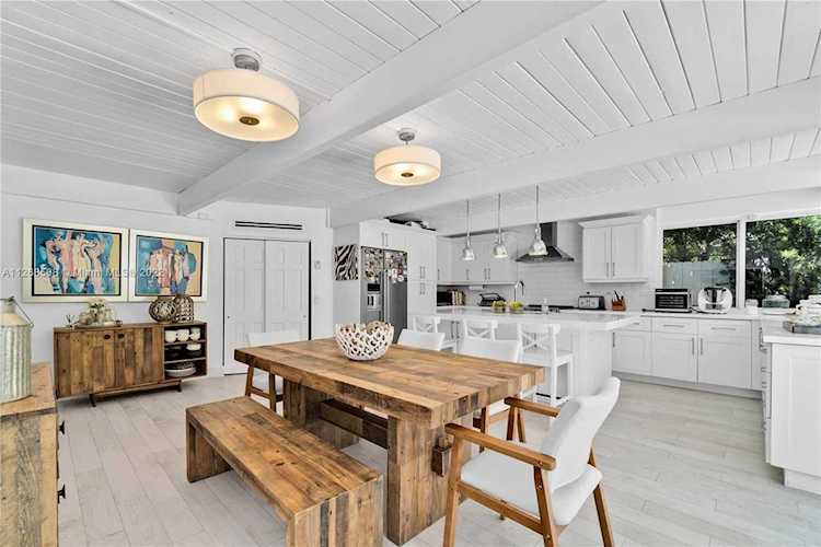 665 Allendale Rd Key Biscayne, FL 33149