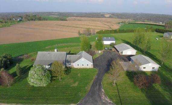 3666 County Road J Benton, WI 53803-8026