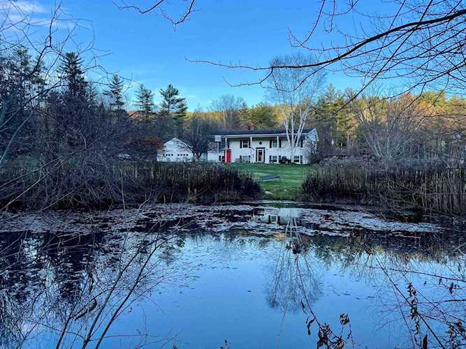 432 Quarterline Rd Clarendon, VT 05759