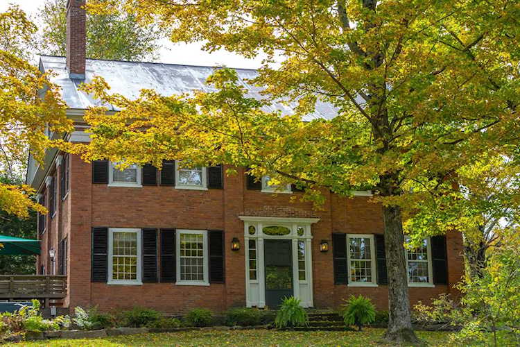 89 Academy Circle Woodstock, VT 05071