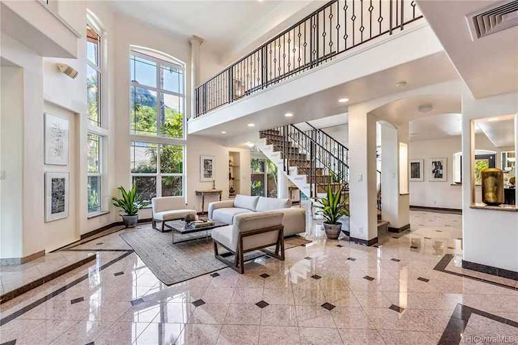 3063 Diamond Head Road Honolulu, HI 96815
