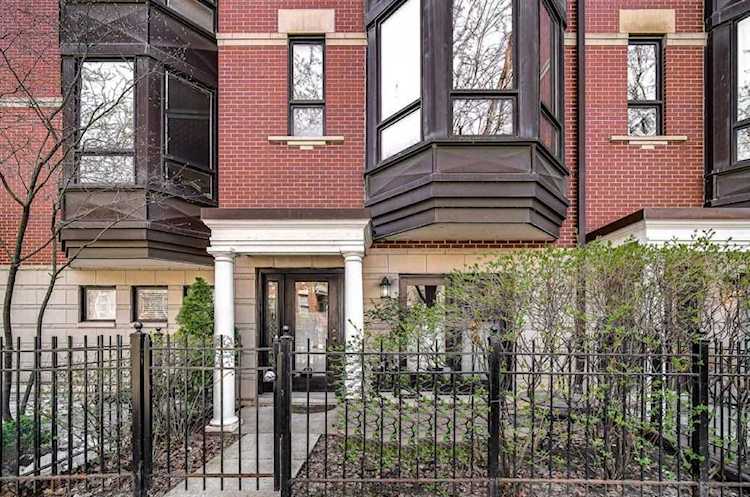 337 W Scott St Chicago, IL 60610