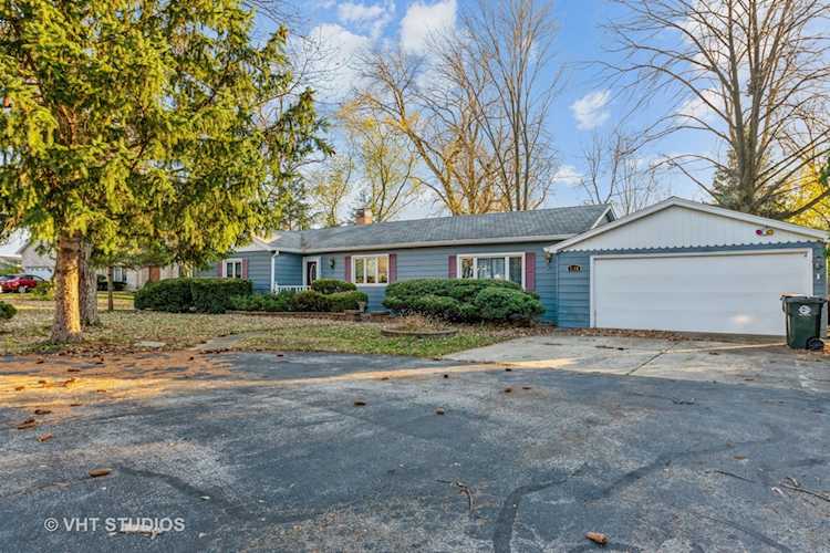 7818 Virginia Ct Willowbrook, IL 60527