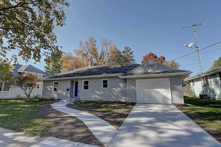 803 E 4th Ave Brodhead, WI 53520