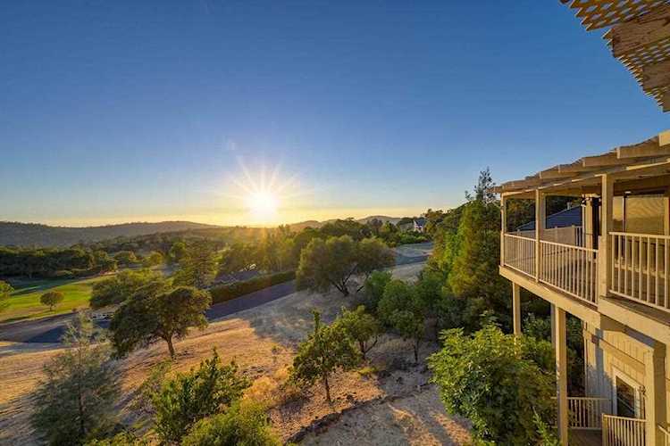 6277 Viewridge Drive Auburn, CA 95602