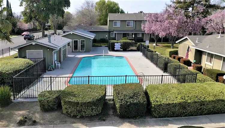 455 Peerless Way #6 Tracy, CA 95376