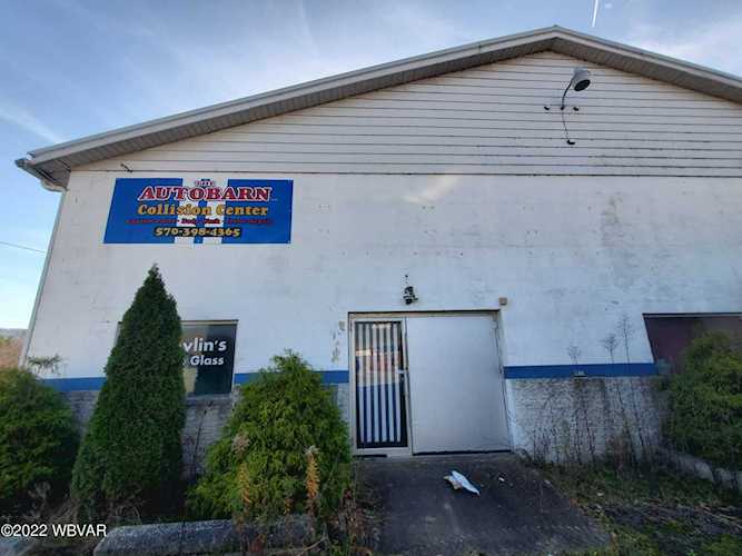 9043 US-220 Linden, PA 17744