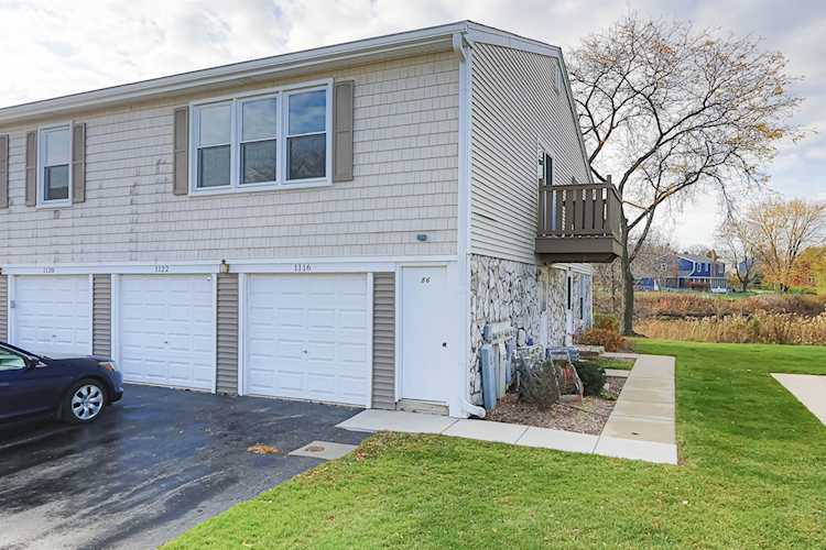 1116 Hampton Harbor Schaumburg, IL 60193