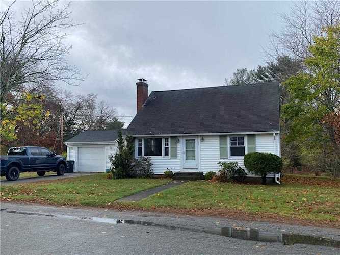 17 Williams St in Coventry, RI - Century 21 New England Photo 1