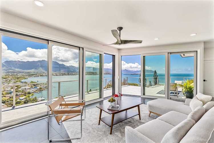 44-652 Kaneohe Bay Drive Kaneohe, HI 96744