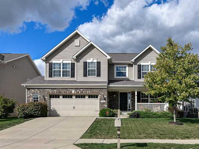 6186 Ringtail Circle Zionsville, IN 46077