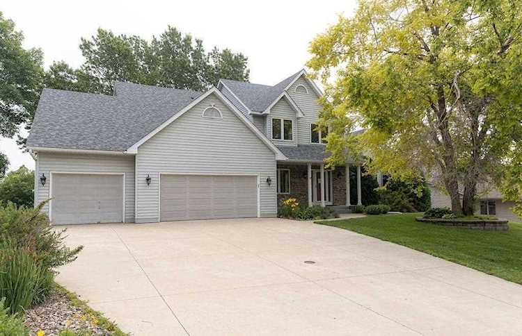 315 Crestview Drive Hastings, MN 55033