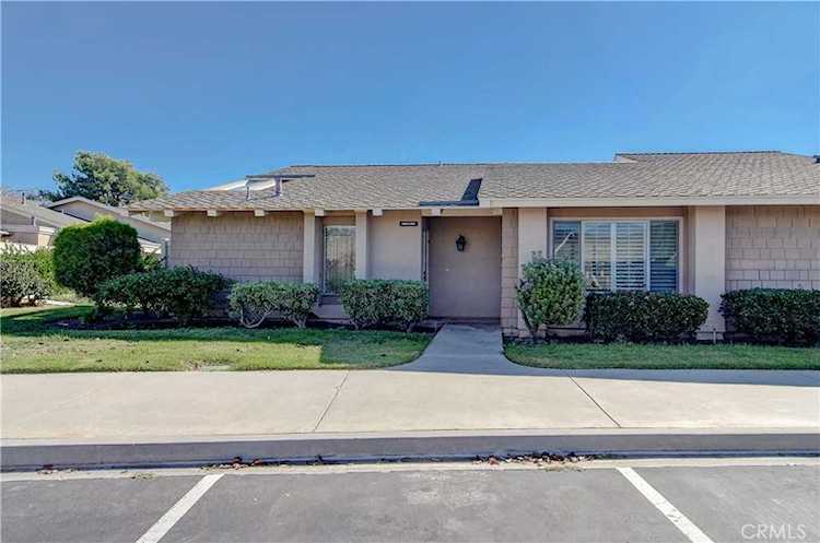 8856 Sutter Circle #526D Huntington Beach, CA 92646