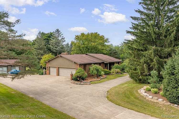 3200 Daske Washington, MI 48095