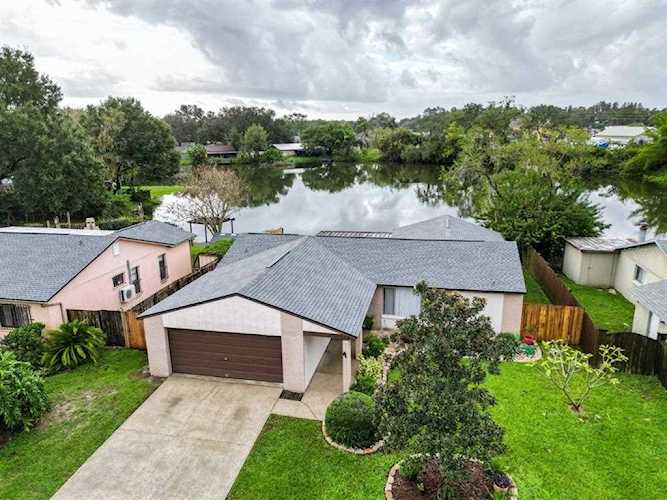 21450 Northwood Dr Lutz, FL 33549