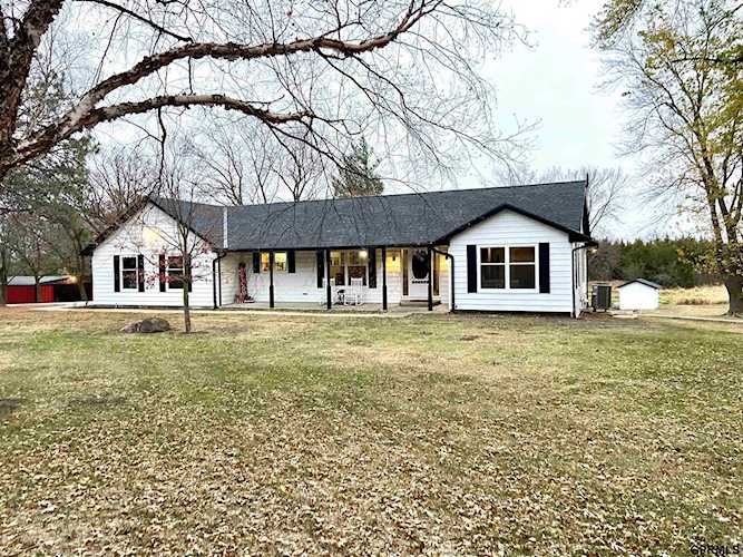 2105 Hickman Rd Roca, NE 68430