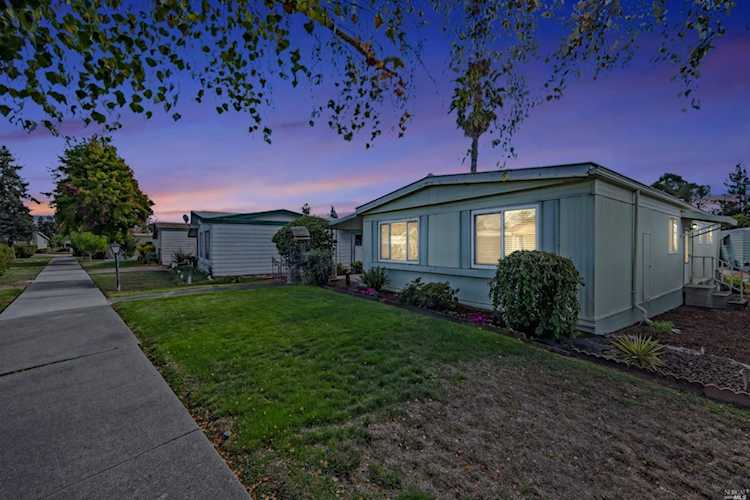 283 Circulo San Lucas Rohnert Park, CA 94928
