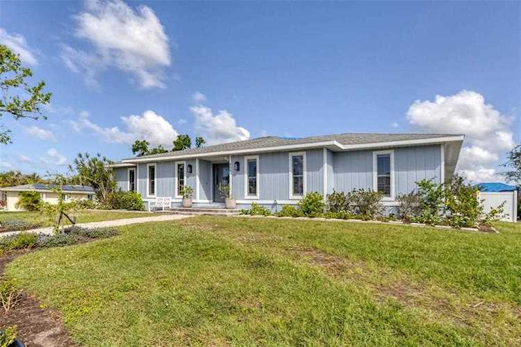 320 Anchor ROW Placida, FL 33946