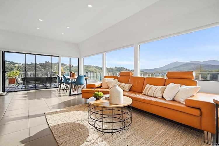 64 Oak Knoll Drive San Anselmo, CA 94960