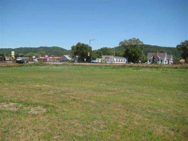 L2 Mooney St Prairie Du Chien, WI 53821
