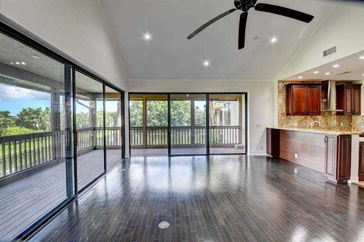19199 Sabal Lake Drive Boca Raton, FL 33434