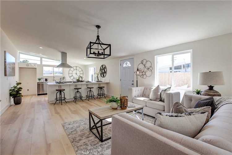 10812 Rustic Ln Garden Grove, CA 92804