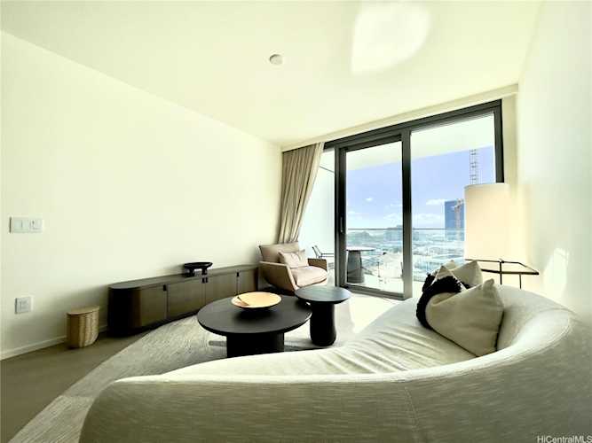 1000 Auahi Street #1007 Honolulu, HI 96814