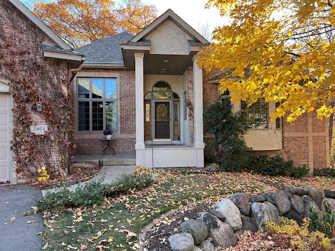2864 Timberview Trail Chaska, MN 55318