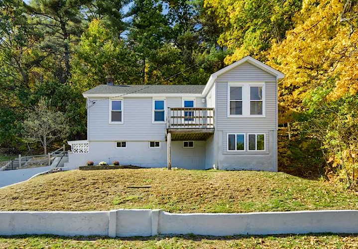 140 Leominster Rd Sterling, MA 01564