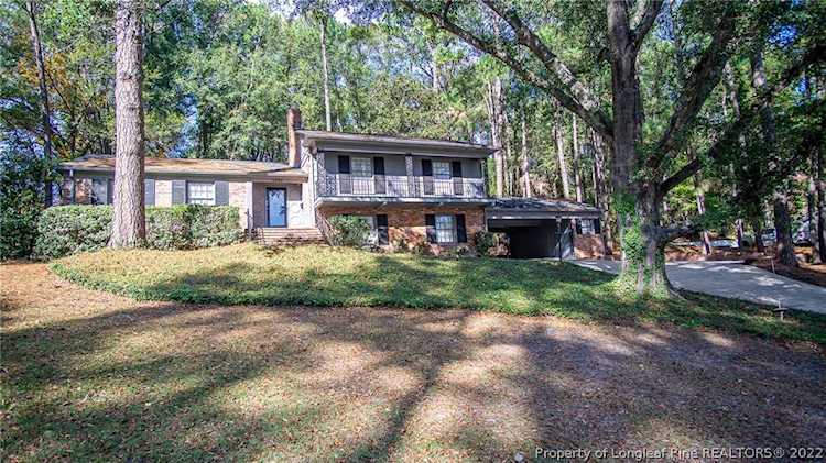 2542 S Edgewater Dr Fayetteville, NC 28303