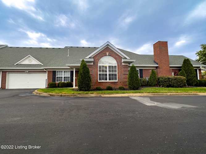 4803 Whitekirk Ct Louisville, KY 40222