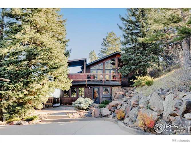 372 Hollyberry Ln Boulder, CO 80305