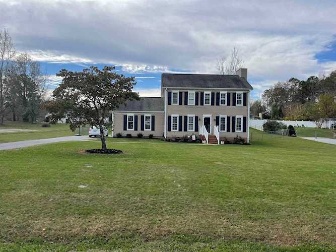 33 Dorchester Chesnee, SC 29323