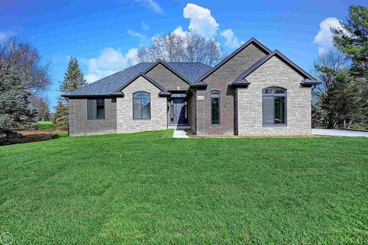 6145 Christopher Court Bruce, MI 48065