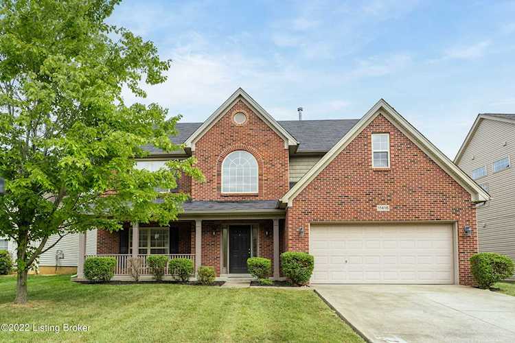 11416 Top Walnut Loop Louisville, KY 40229 | MLS 1622925 Photo 1