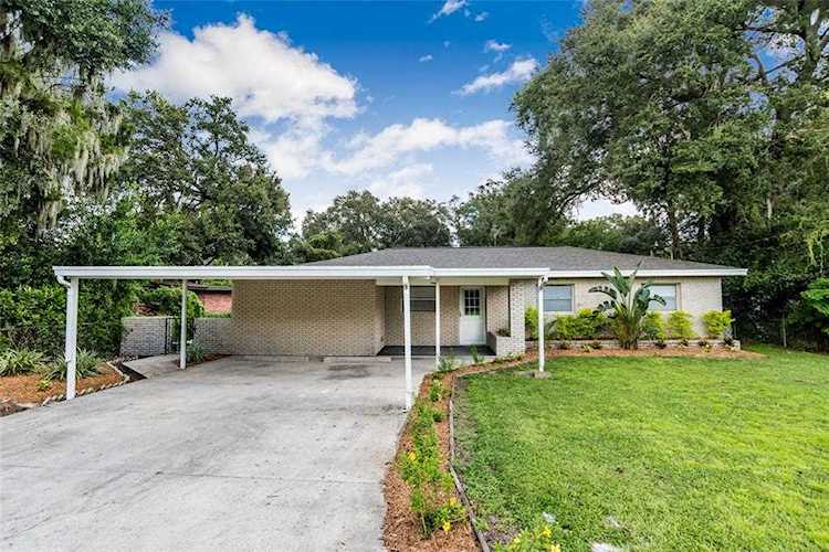 304 Mclean Dr Brandon, FL 33510