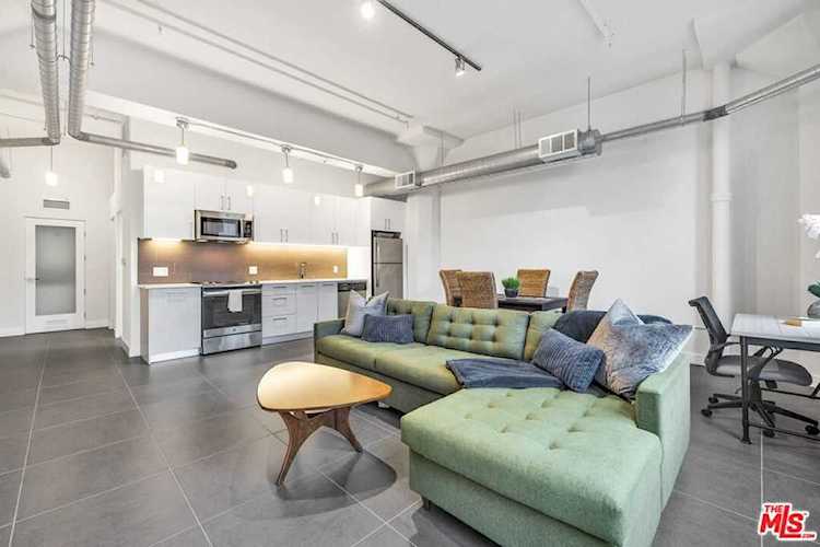 939 S Broadway #801 Los Angeles, CA 90015