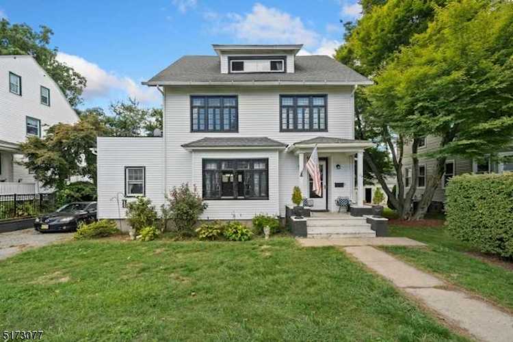 24 Jardine Rd Morristown Town, NJ 07960