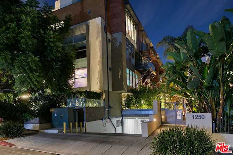 1250 N Harper Ave #306 West Hollywood, CA 90046