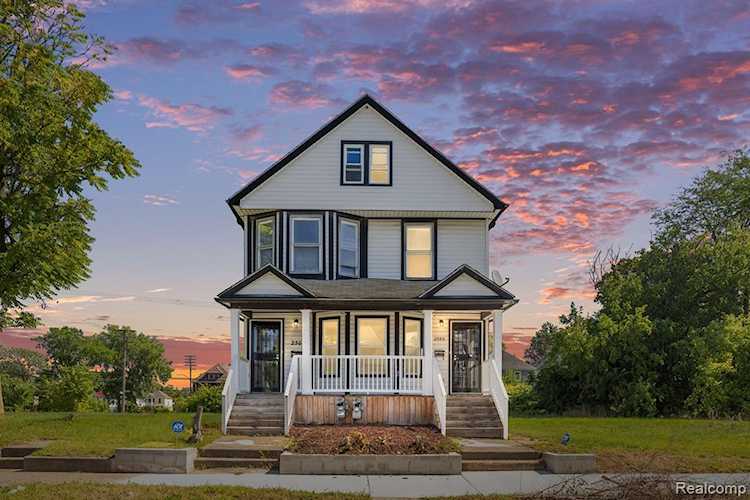 2558 Townsend St Detroit, MI 48214 | MLS 20221060166 Photo 1