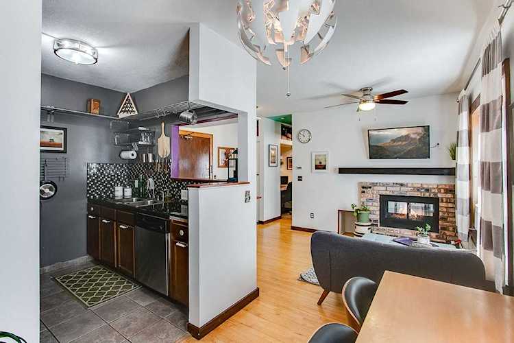 1715 Stevens Avenue #14 Minneapolis, MN 55403