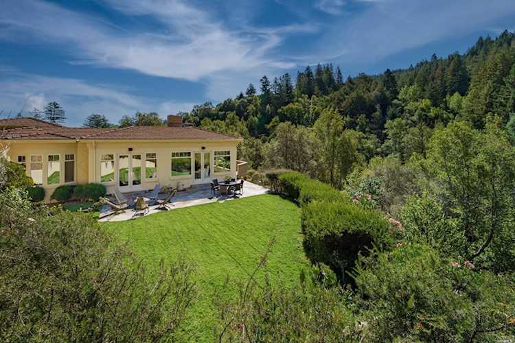 1 Woodland Place Kentfield, CA 94904