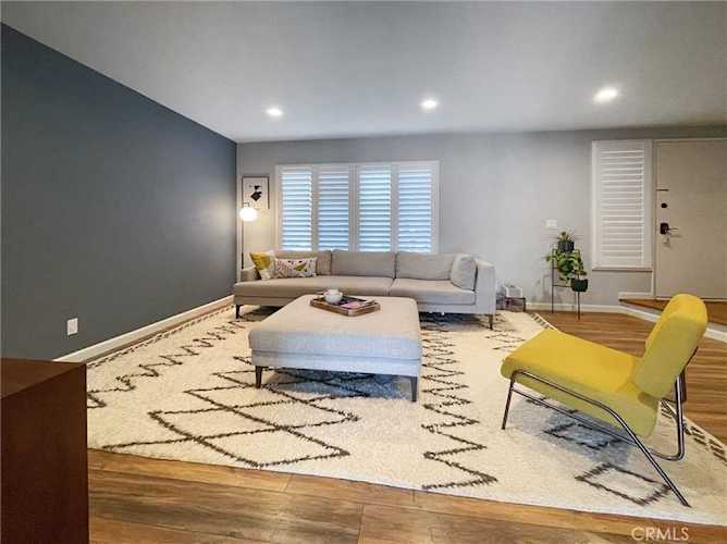 1735 Westmont Dr San Pedro, CA 90732