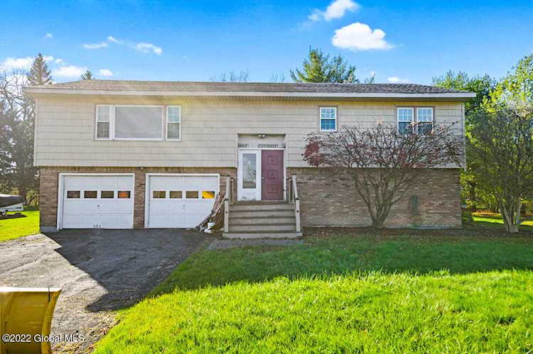 96 Creble Rd Selkirk, NY 12158